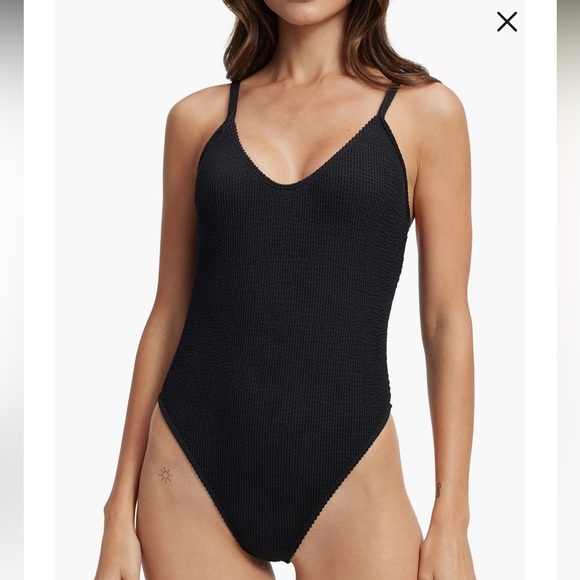 Good American
Always Fit One Piece black S/M - Picture 1 of 12